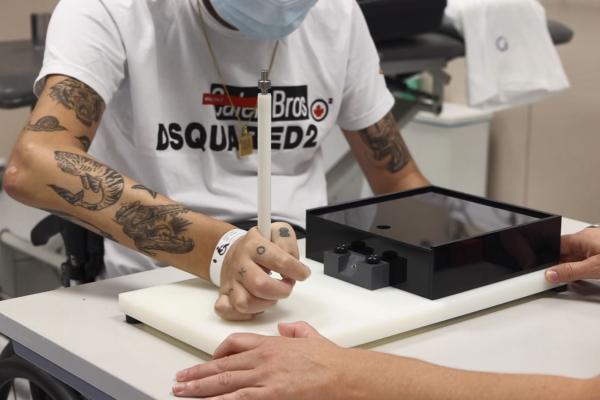 El Institut Guttmann, centro de alta experiencia en el tratamiento del paciente medular con la cirugía de transposición de nervios de la mano tetrapléjica